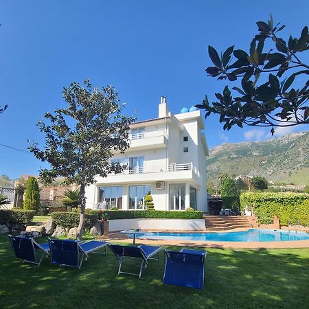Vila Elida Trajas Exteriér fotografie