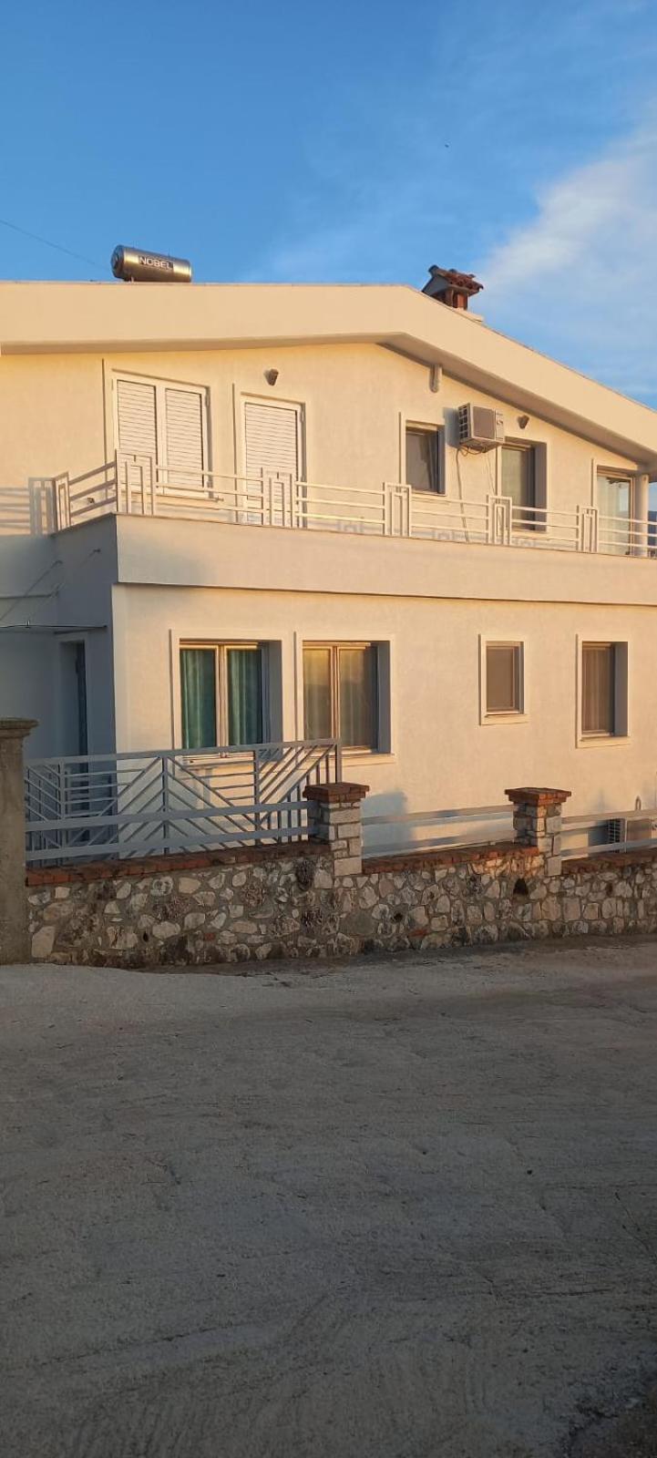 Vila Elida Trajas Exteriér fotografie