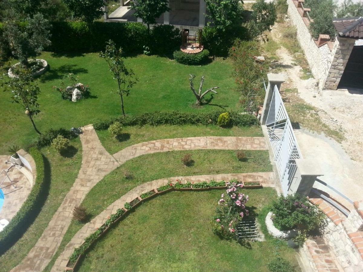 Vila Elida Trajas Exteriér fotografie